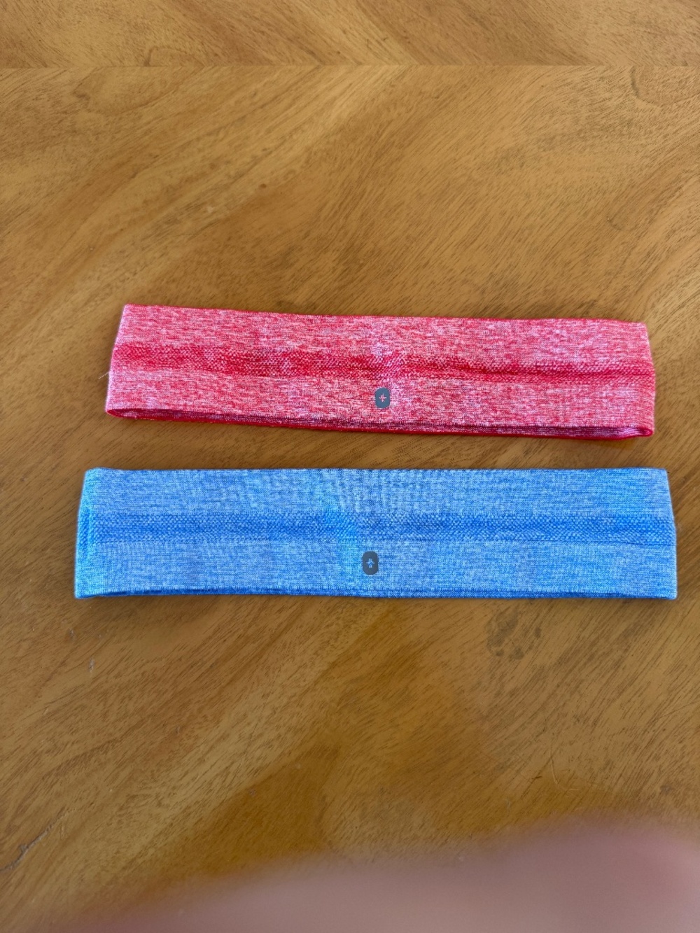 2 Pack FIGS Fitness Stretch Headbands in 2 Colors